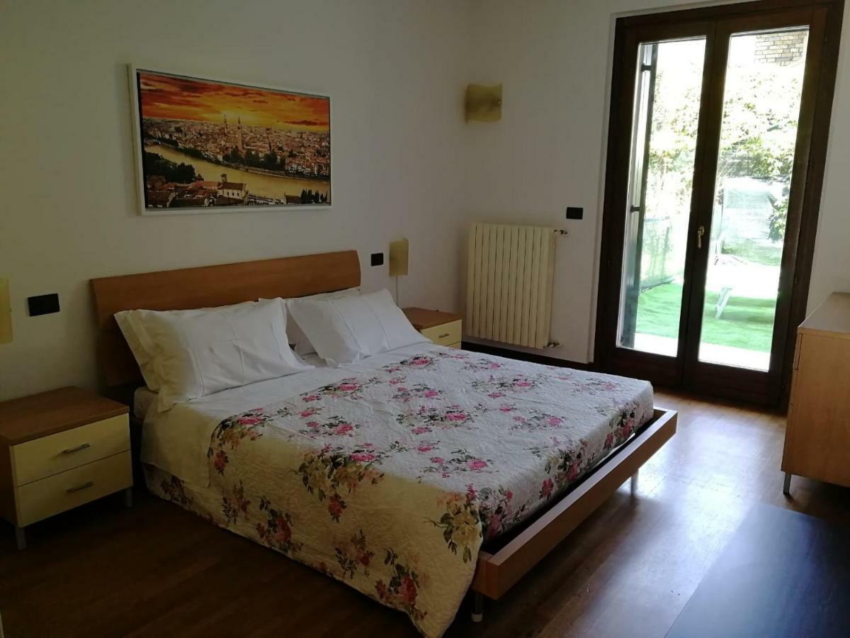 Home Sweet Home Castelnuovo del Garda Exteriör bild
